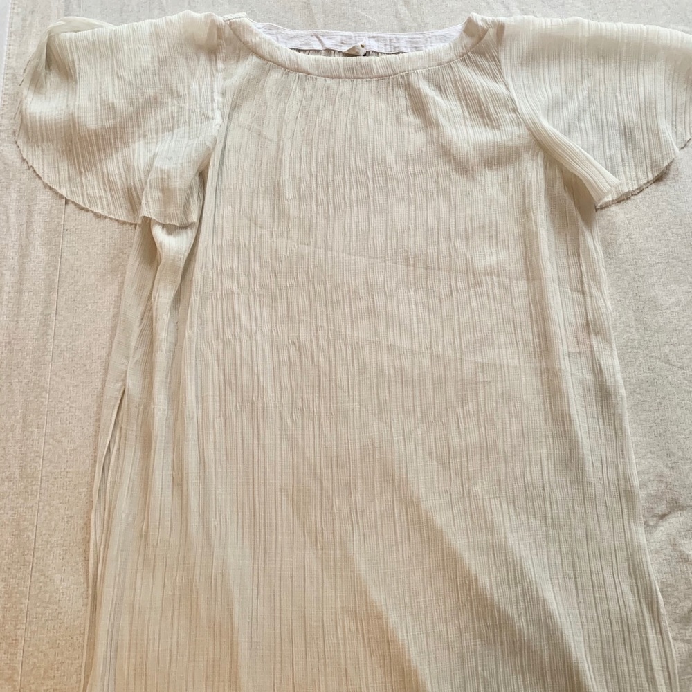 White crinkled tunic